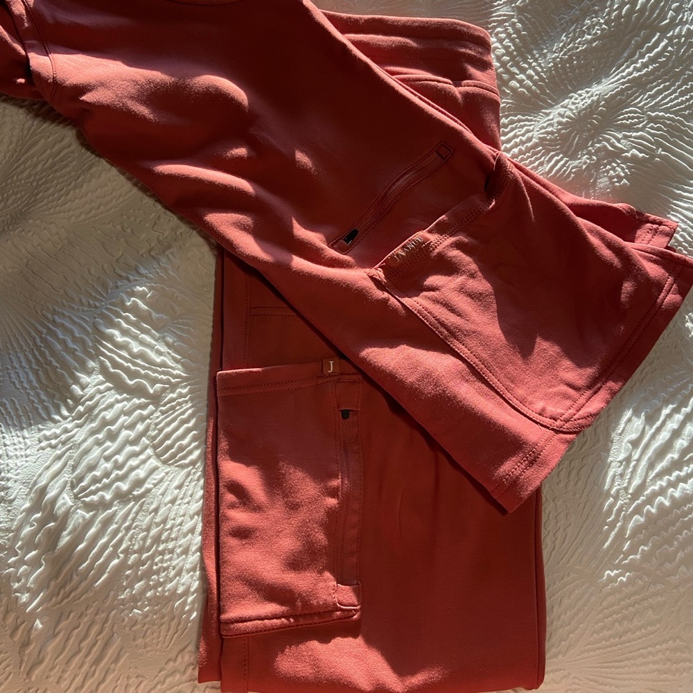 Jaanuu scrub top and bottom set